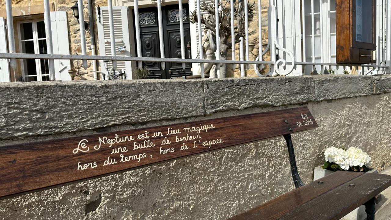 Le Neptune Le Somail Bagian luar foto